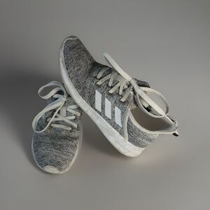 Adidas Cloudfoam Women’s size 6.5. Gray/ White. 3 Stripe Shoes